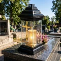 Znicz LED na Grób Kochanej Mamie Lampion Krzyż Złoty na Dzień Matki
