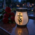 ZNICZ SOLARNY LED LAMPION NA GRÓB STATUETKA NA CMENTARZ RÓŻA KRZYŻ NAGROBNY (11).png
