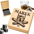 KAMIENIE DO WHISKY KAMIENNE KOSTKI GRANIT w drewnianym pudełku z grawerem
