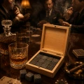 KAMIENIE DO WHISKY KAMIENNE KOSTKI GRANIT w drewnianym pudełku z grawerem