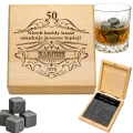 KAMIENIE DO WHISKY KAMIENNE KOSTKI GRANIT w drewnianym pudełku z grawerem