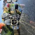DEKORACJA na grób GRAWEROWANY ZNICZ podstawka na cmentarz RÓŻA DLA DZIADKA