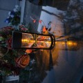 ZNICZ SOLARNY LED LAMPION NA GRÓB STATUETKA NA CMENTARZ Z KRZYŻEM