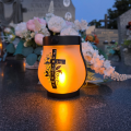 ZNICZ SOLARNY LED LAMPION NA GRÓB STATUETKA NA CMENTARZ RÓŻA KRZYŻ