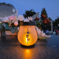 ZNICZ SOLARNY LED  LAMPION NA GRÓB STATUETKA NA CMENTARZ RÓŻA KRZYŻ NOWOSCI