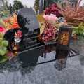 WIECZNY ZNICZ SOLARNY Statuetka dla BABCI na Grób Wszystkich Świętych LED