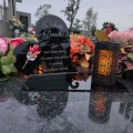 WIECZNY ZNICZ SOLARNY Statuetka dla DZIADKA  na Grób Wszystkich Świętych LED