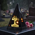 ZNICZ LED efekt płomienia LAMPION na GRÓB cmentarz SZKLANY  Z KRZYŻEM